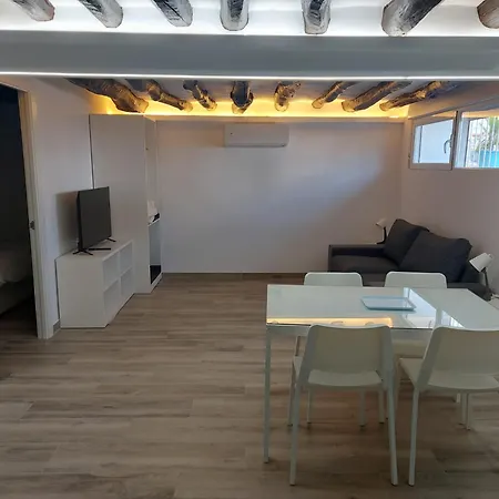Rosa Apartment *